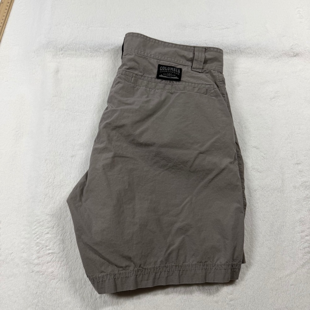 Columbia Sportswear Shorts Mens 34 Gray Excellent Utility Hiking 8in Inseam - Picture 2 of 7